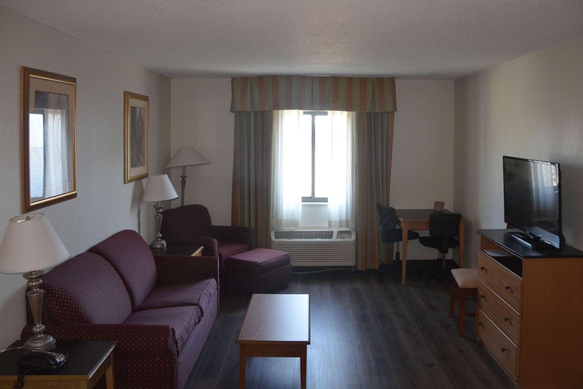 Quality Inn Перрісберґ Екстер'єр фото